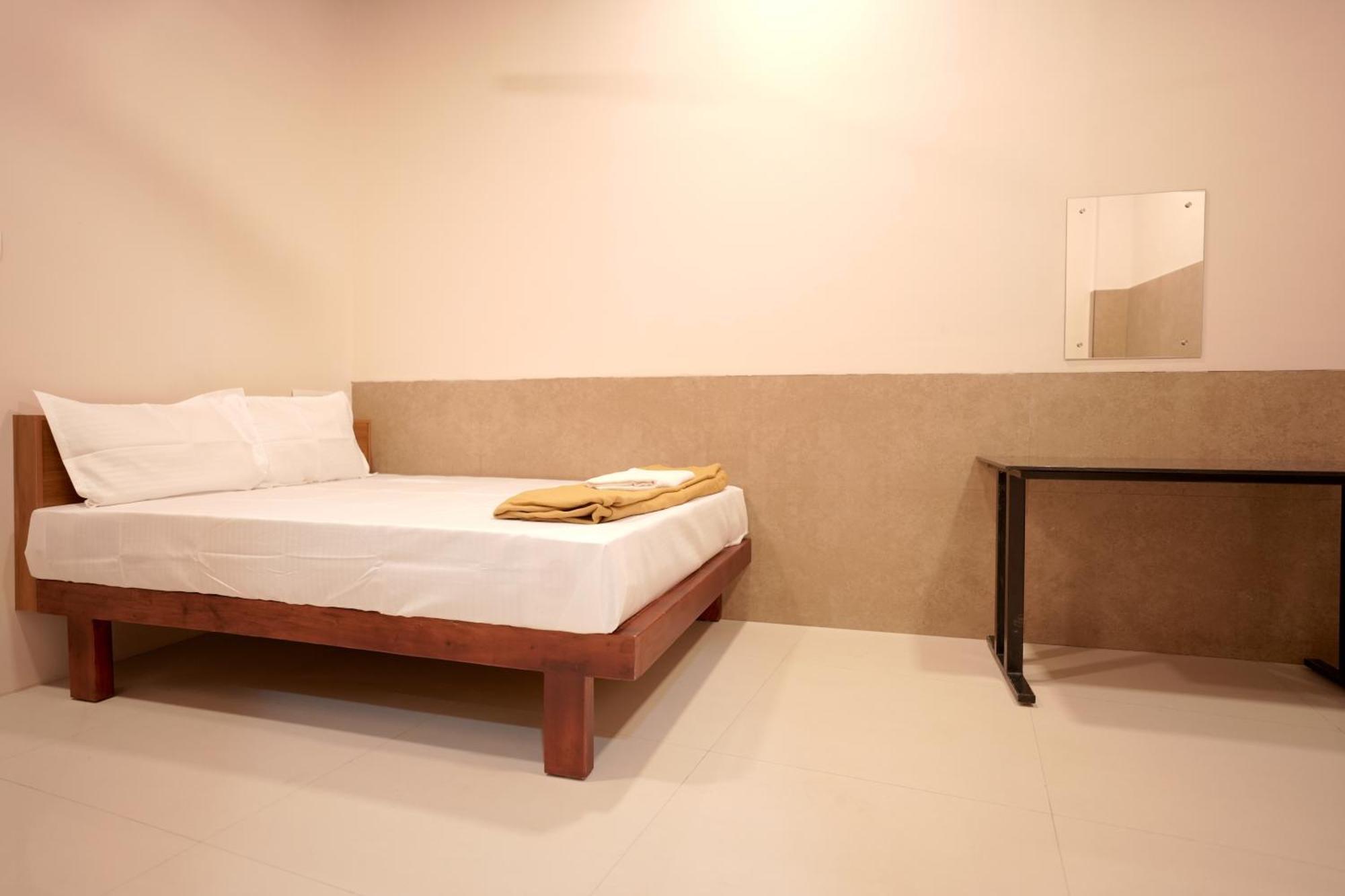 Reach Residency Hotel Kochi Bagian luar foto
