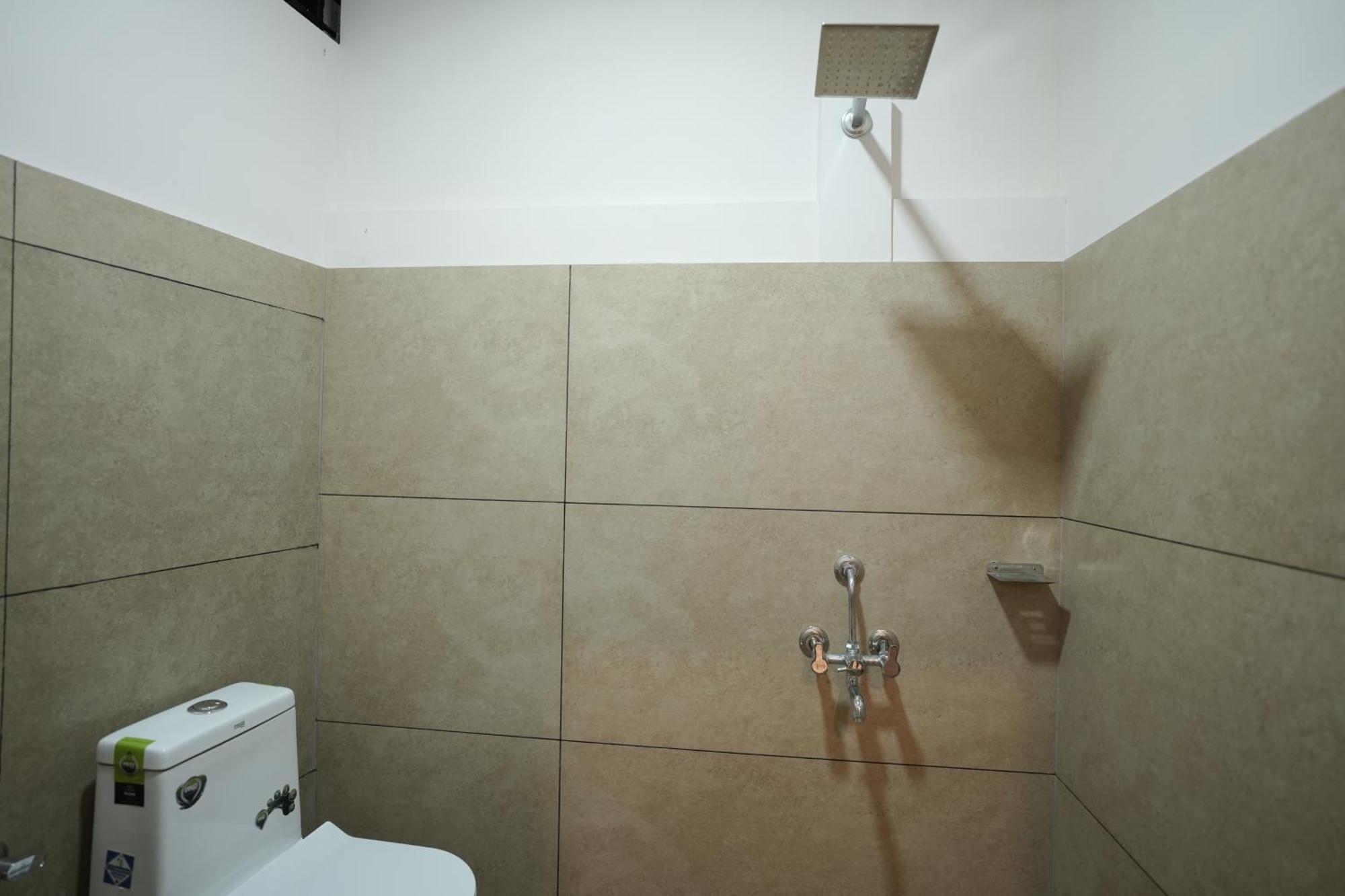 Reach Residency Hotel Kochi Bagian luar foto