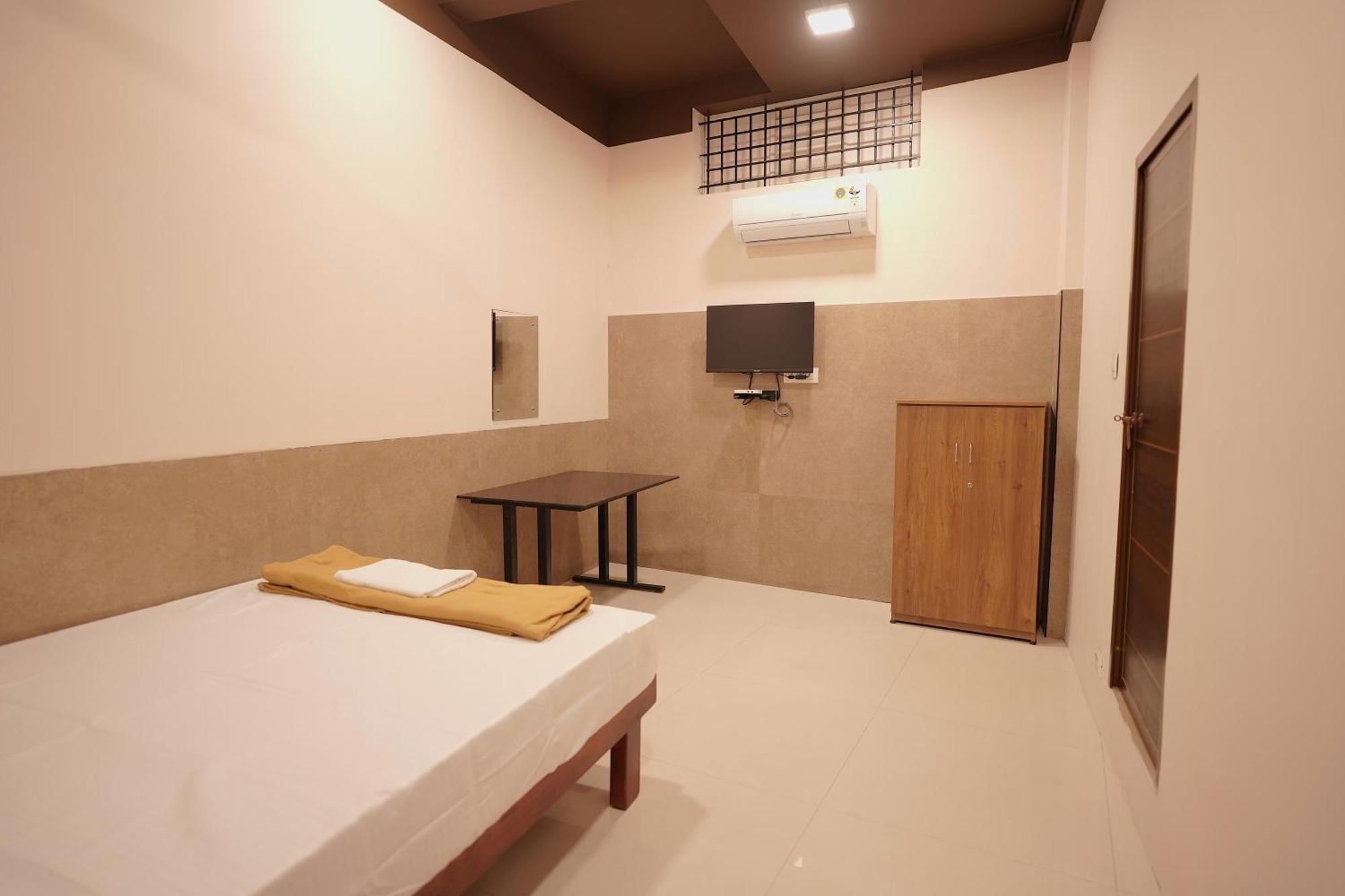 Reach Residency Hotel Kochi Bagian luar foto