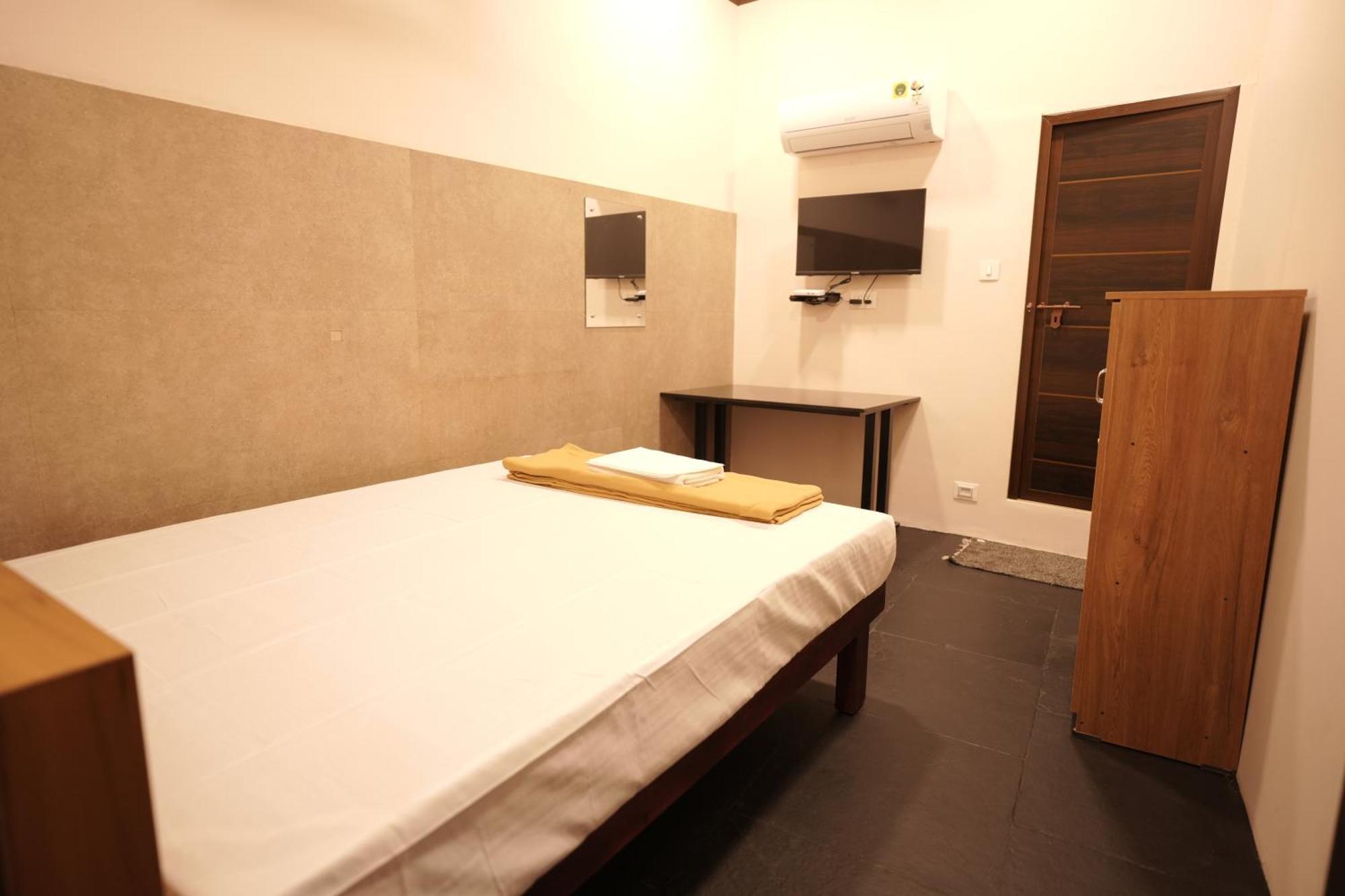 Reach Residency Hotel Kochi Bagian luar foto
